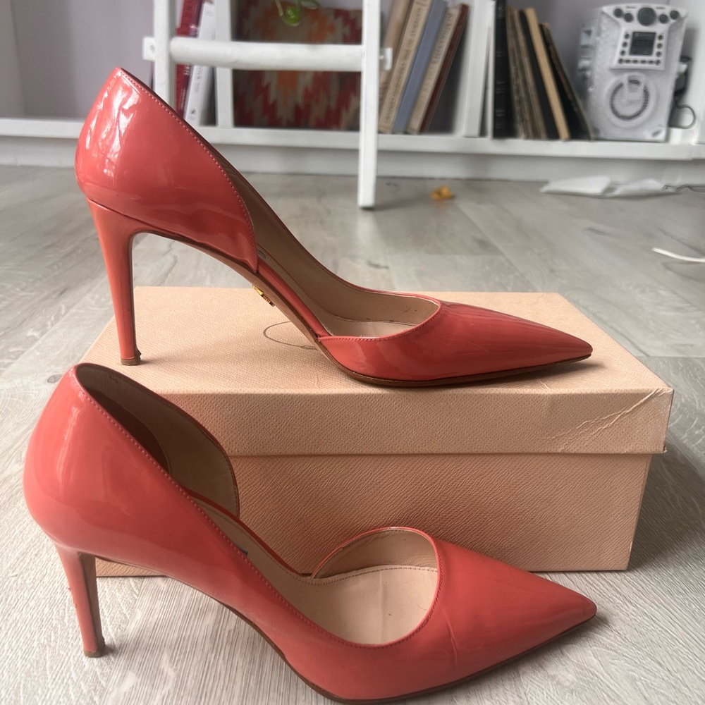 Prada pink vintage heels